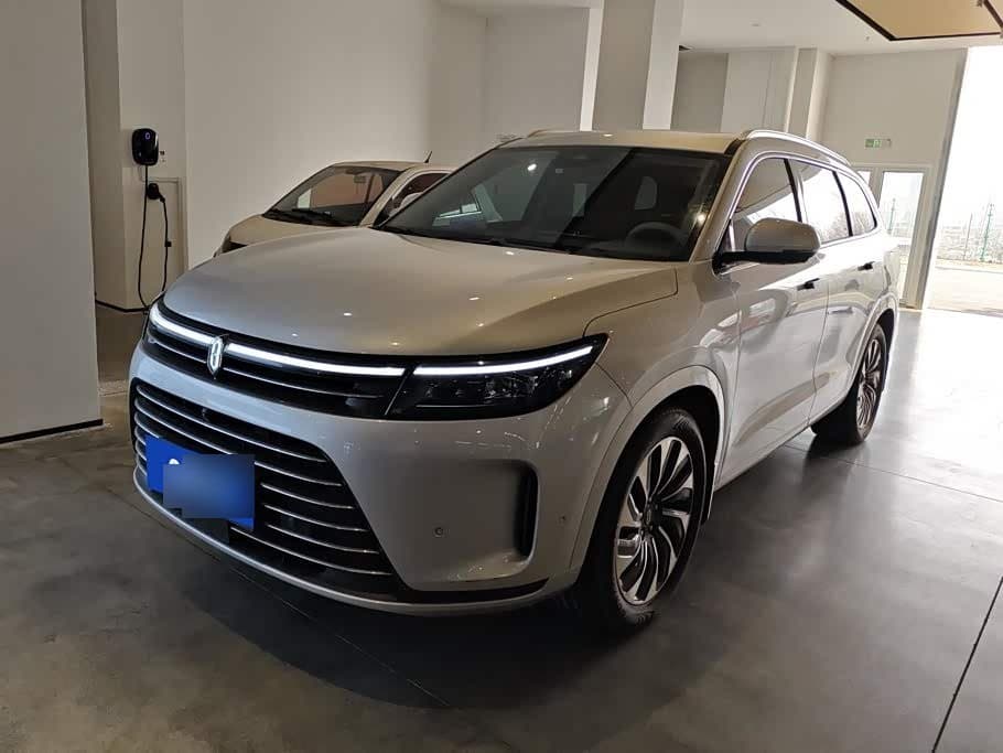 2023 AITO Wenjie AITO M7 front exterior