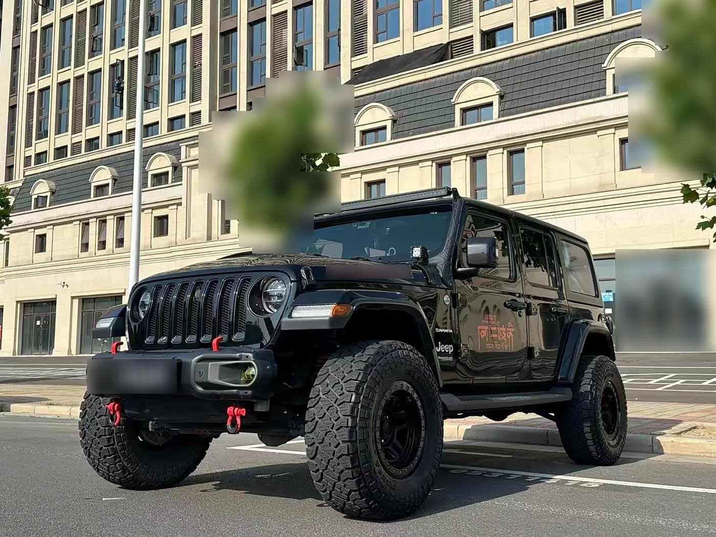 2019 Jeep Wrangler front exterior