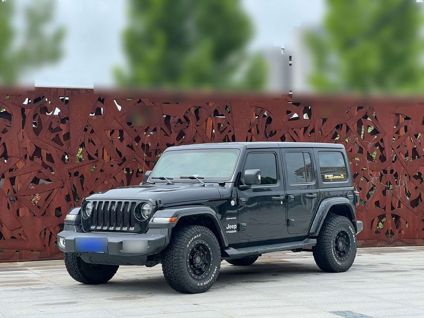 2020 Jeep Wrangler front exterior