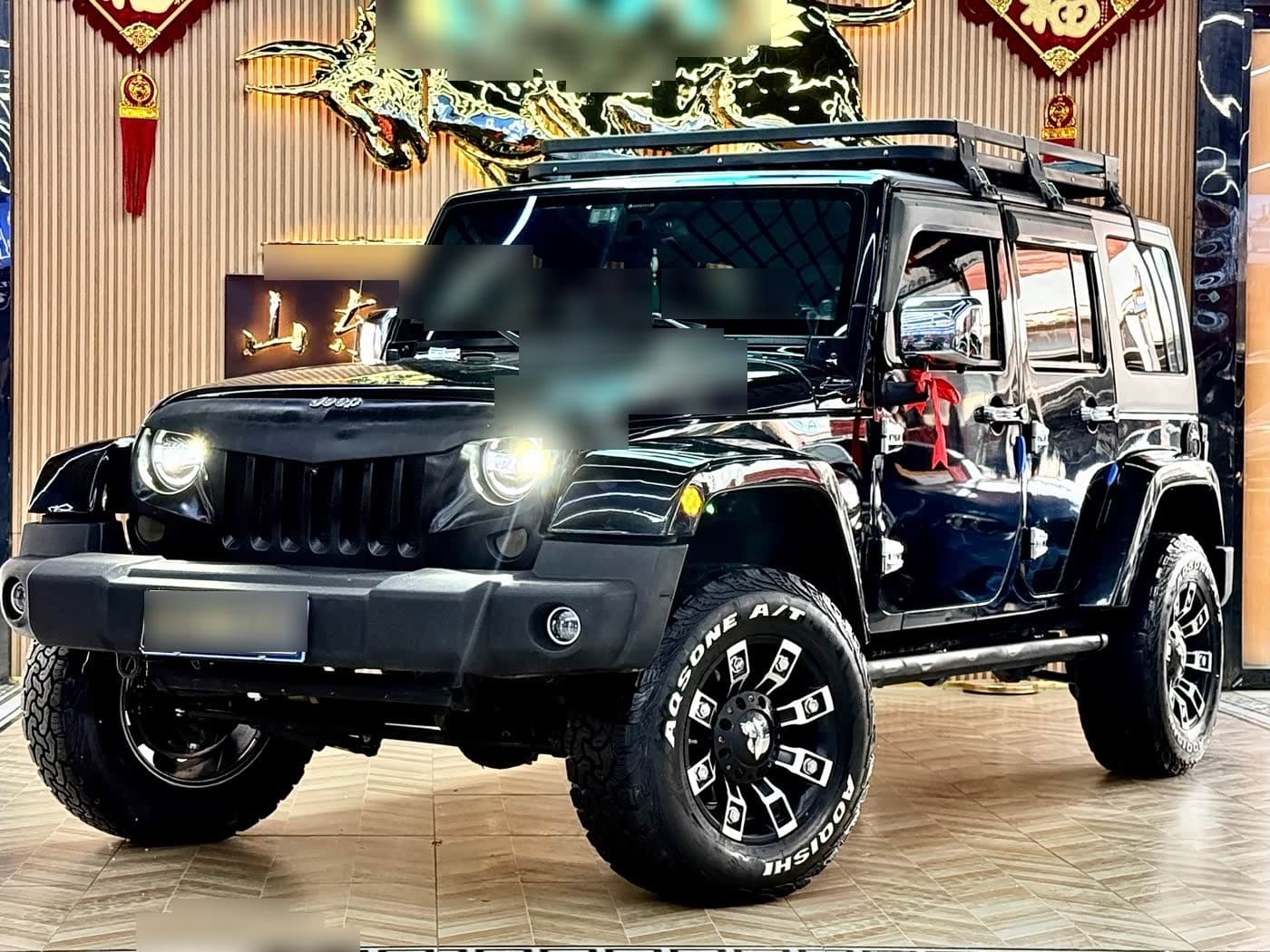 2012 Jeep Wrangler front exterior