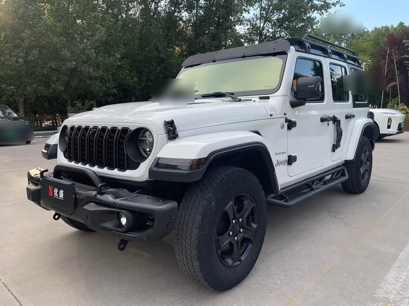 2019 Jeep Wrangler front exterior