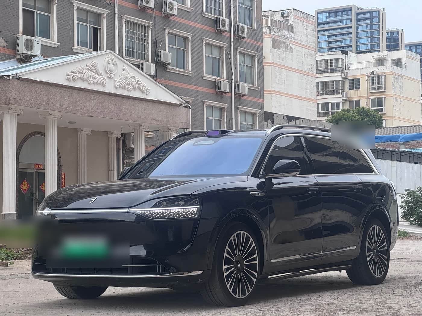 2023 AITO Wenjie AITO M9 front exterior
