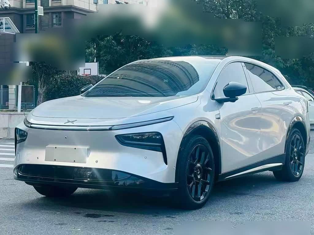 2025 XPeng G7 front exterior