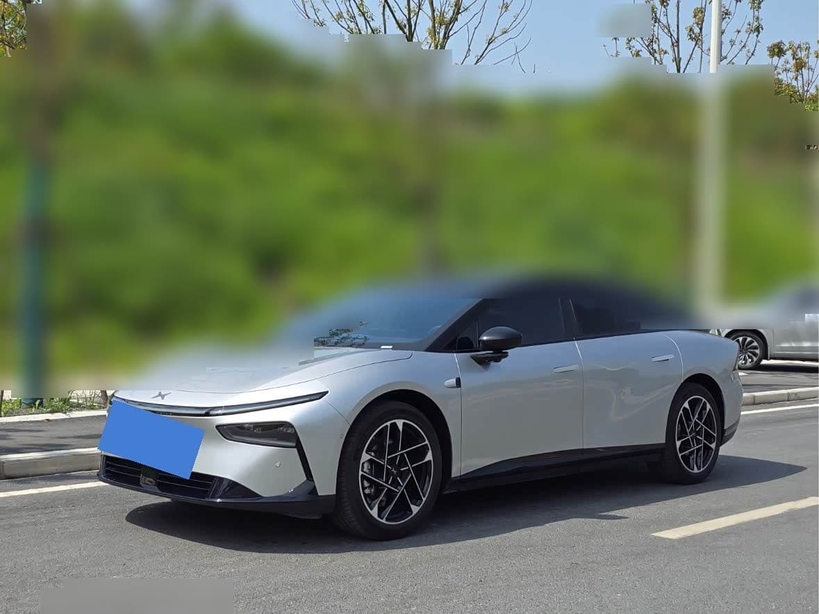 2024 XPeng P7+ front exterior