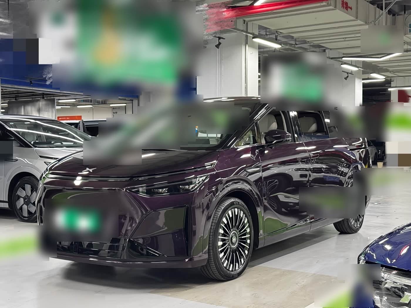 2025 XPeng X9 front exterior