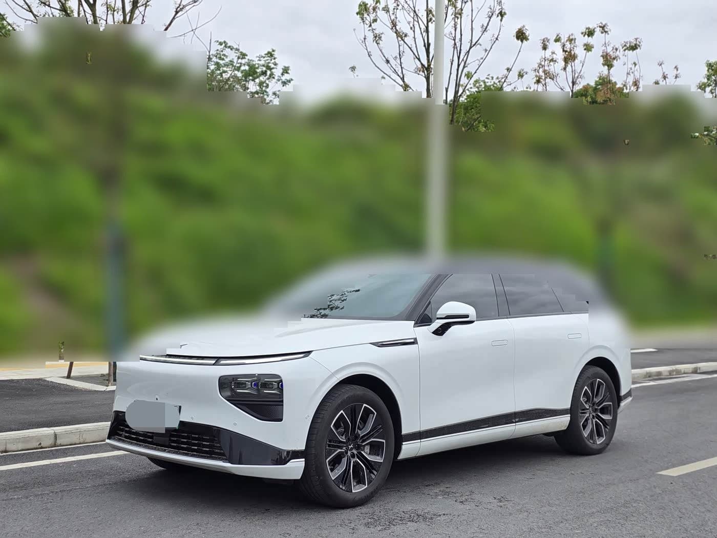 2025 XPeng G9 front exterior