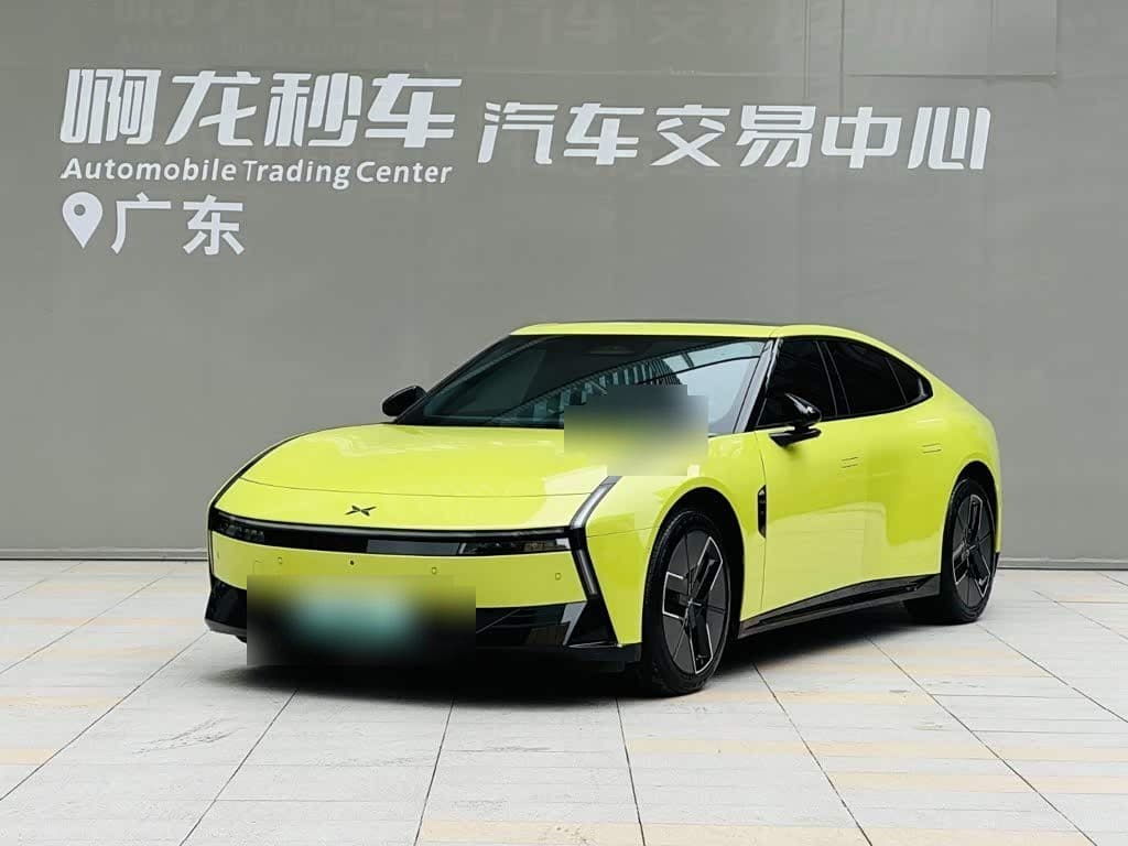 2025 XPeng P7 front exterior