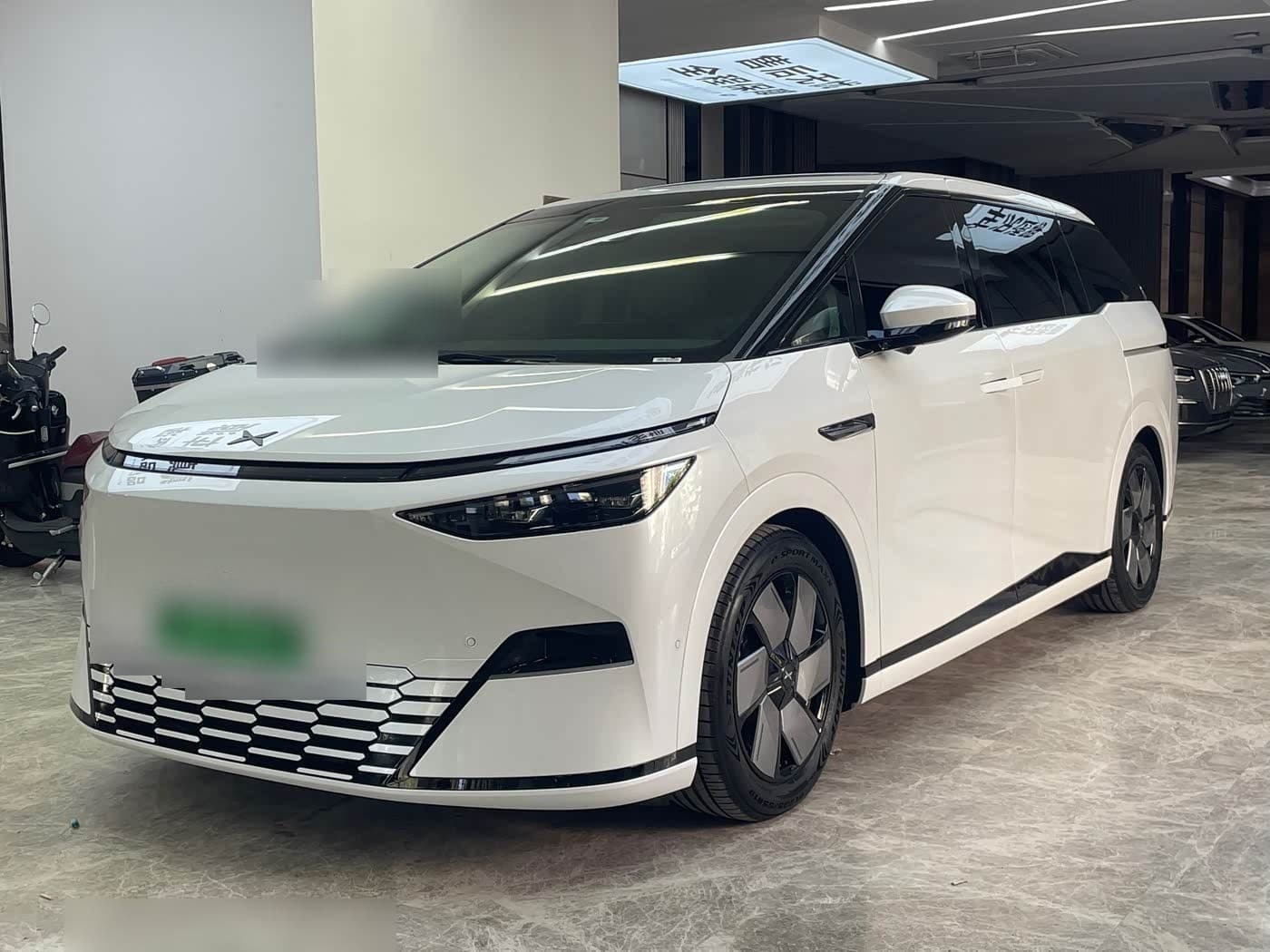2024 XPeng X9