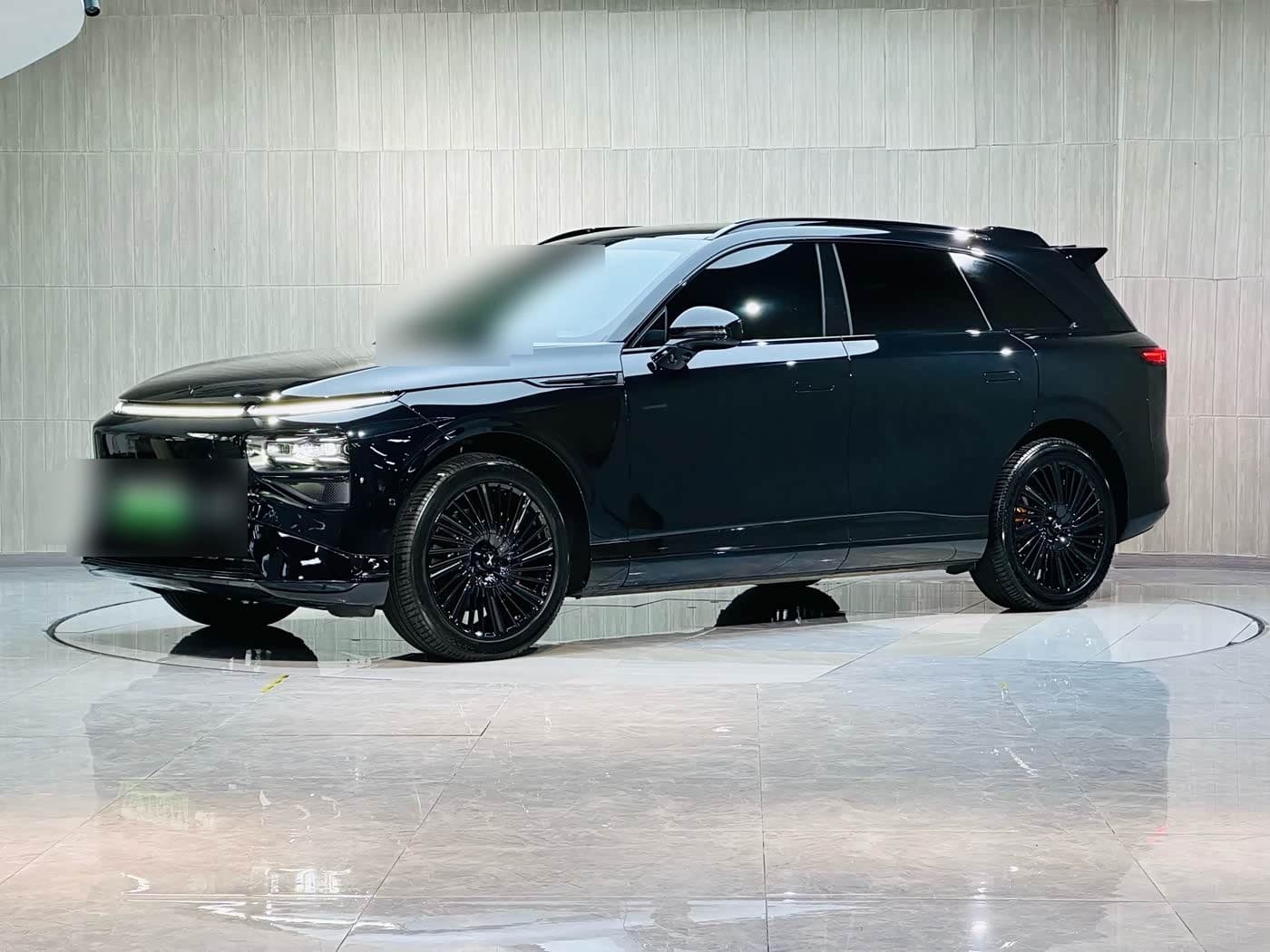 2025 XPeng G9 front exterior