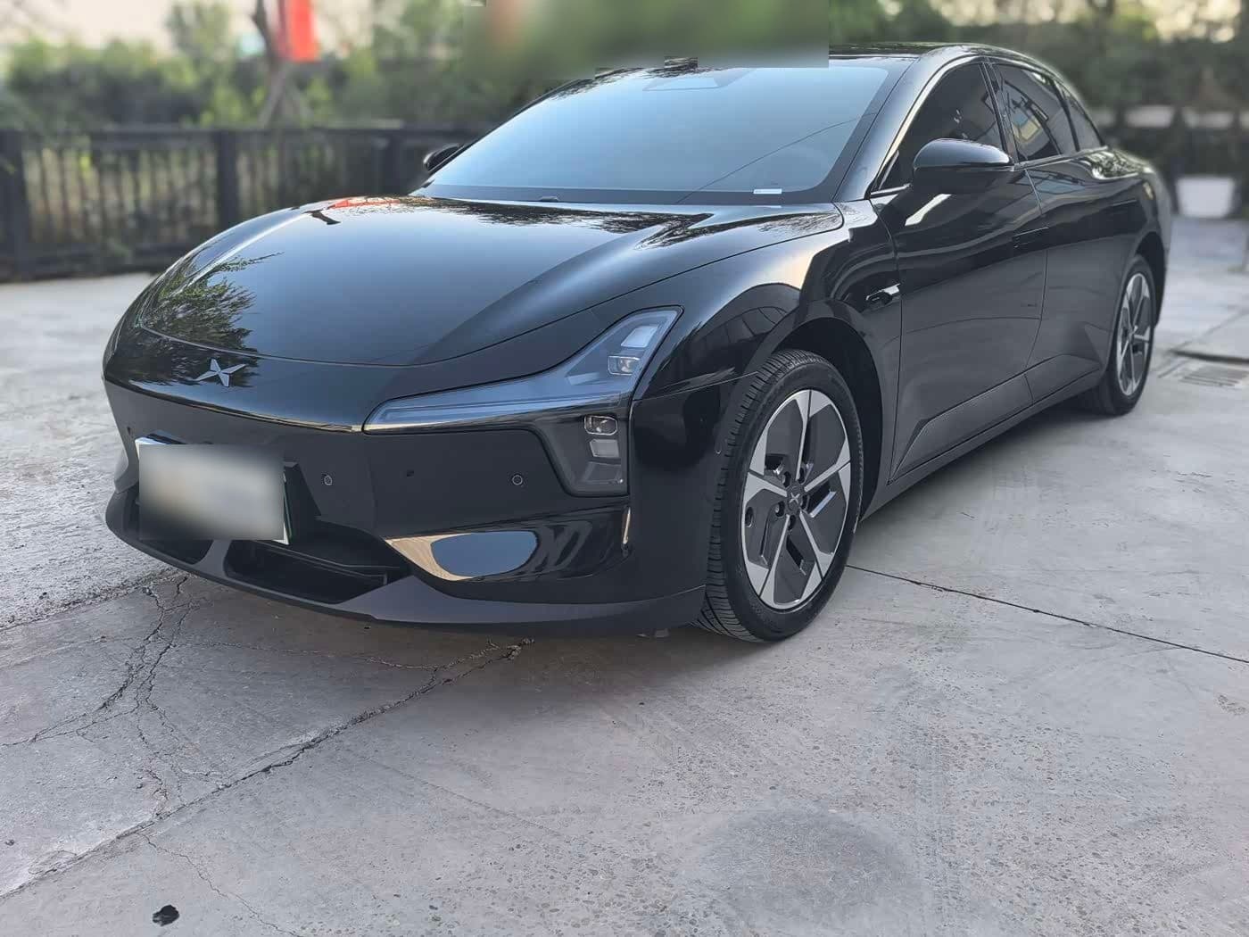 2025 XPeng MONA M03