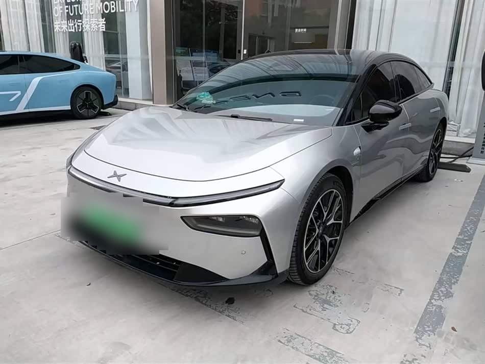 2025 XPeng P7+ front exterior