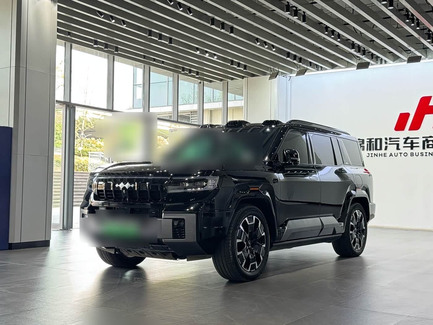 2024 Fang Cheng Bao Leopard 8 front exterior