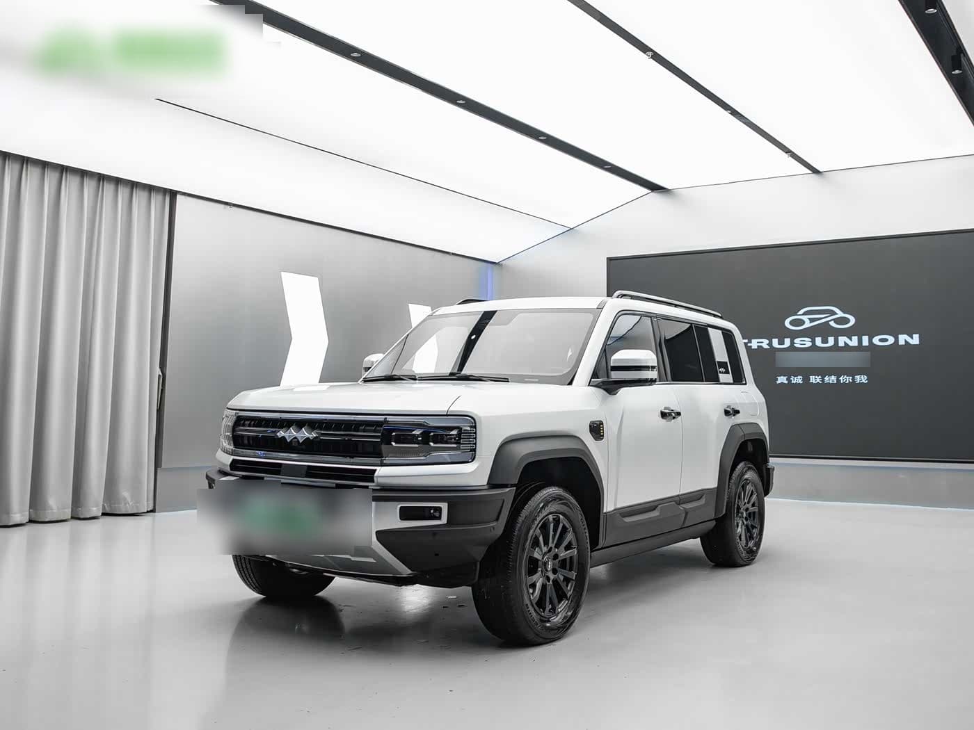 2023 Fang Cheng Bao Leopard 5 front exterior