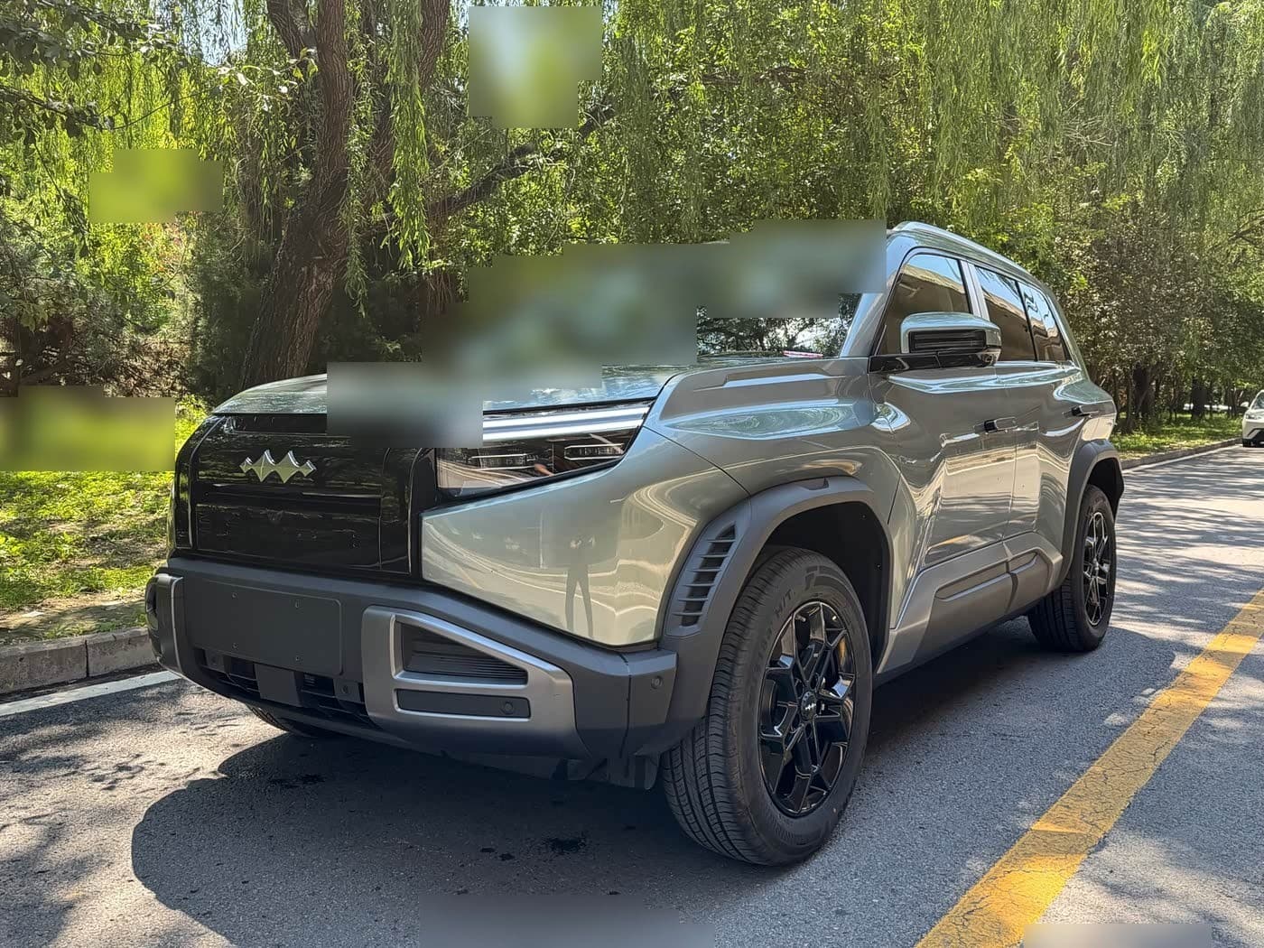 2025 Fang Cheng Bao Titanium 3 front exterior
