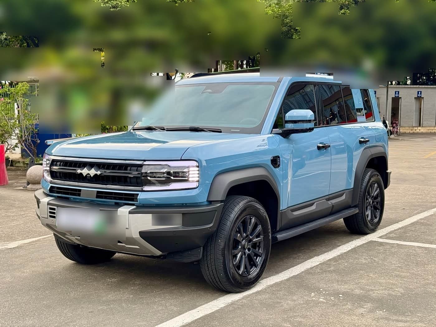 2023 Fang Cheng Bao Leopard 5 front exterior