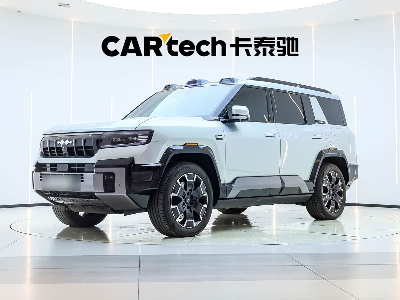 2024 Fang Cheng Bao Leopard 8 front exterior