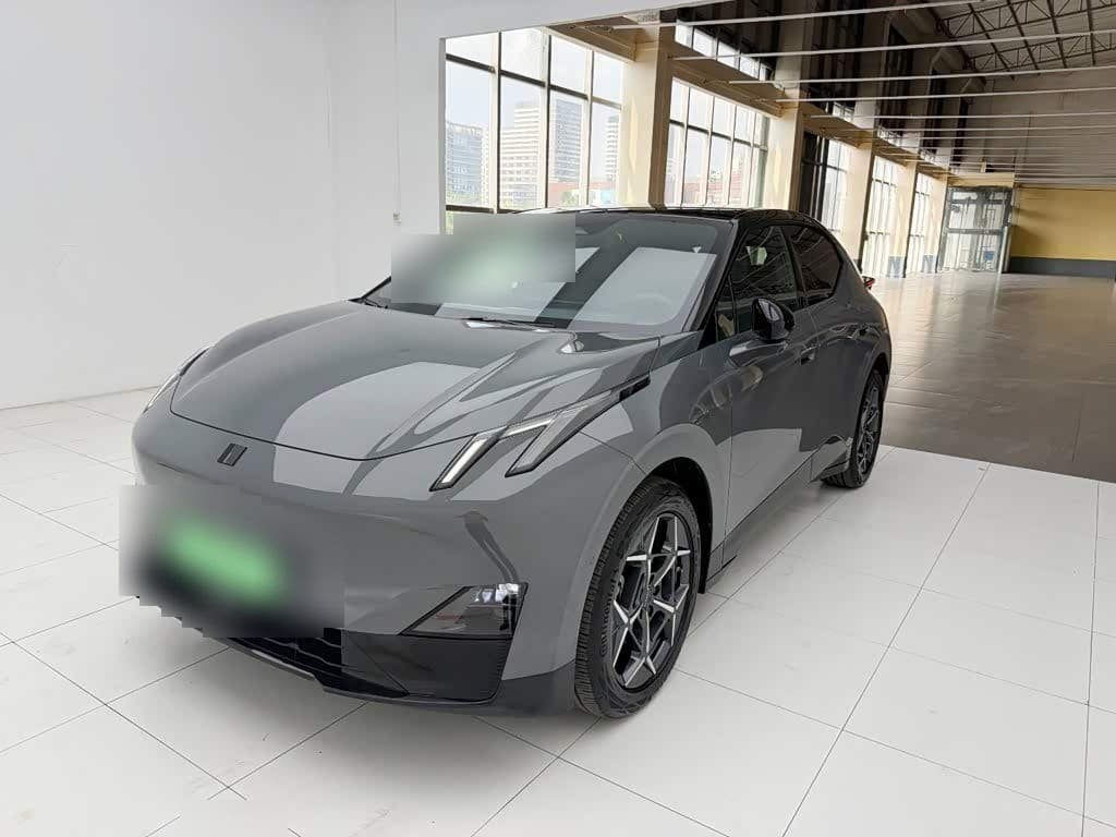 2024 Lynk & Co Z20 front exterior