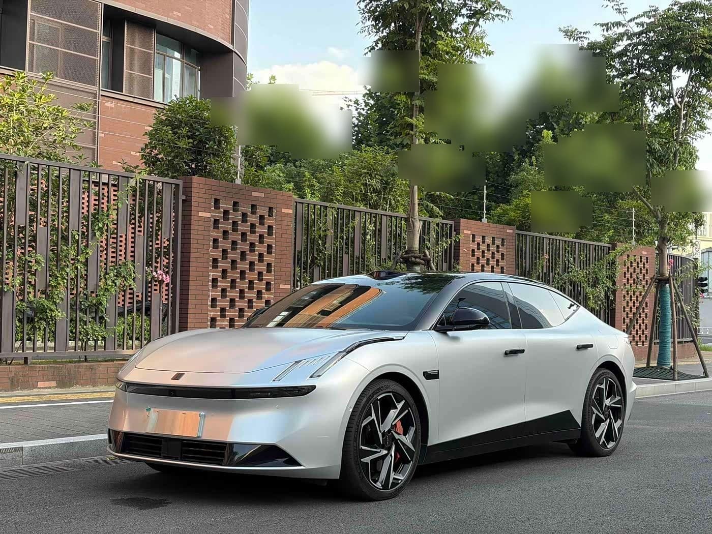2024 Lynk & Co Z10 front exterior