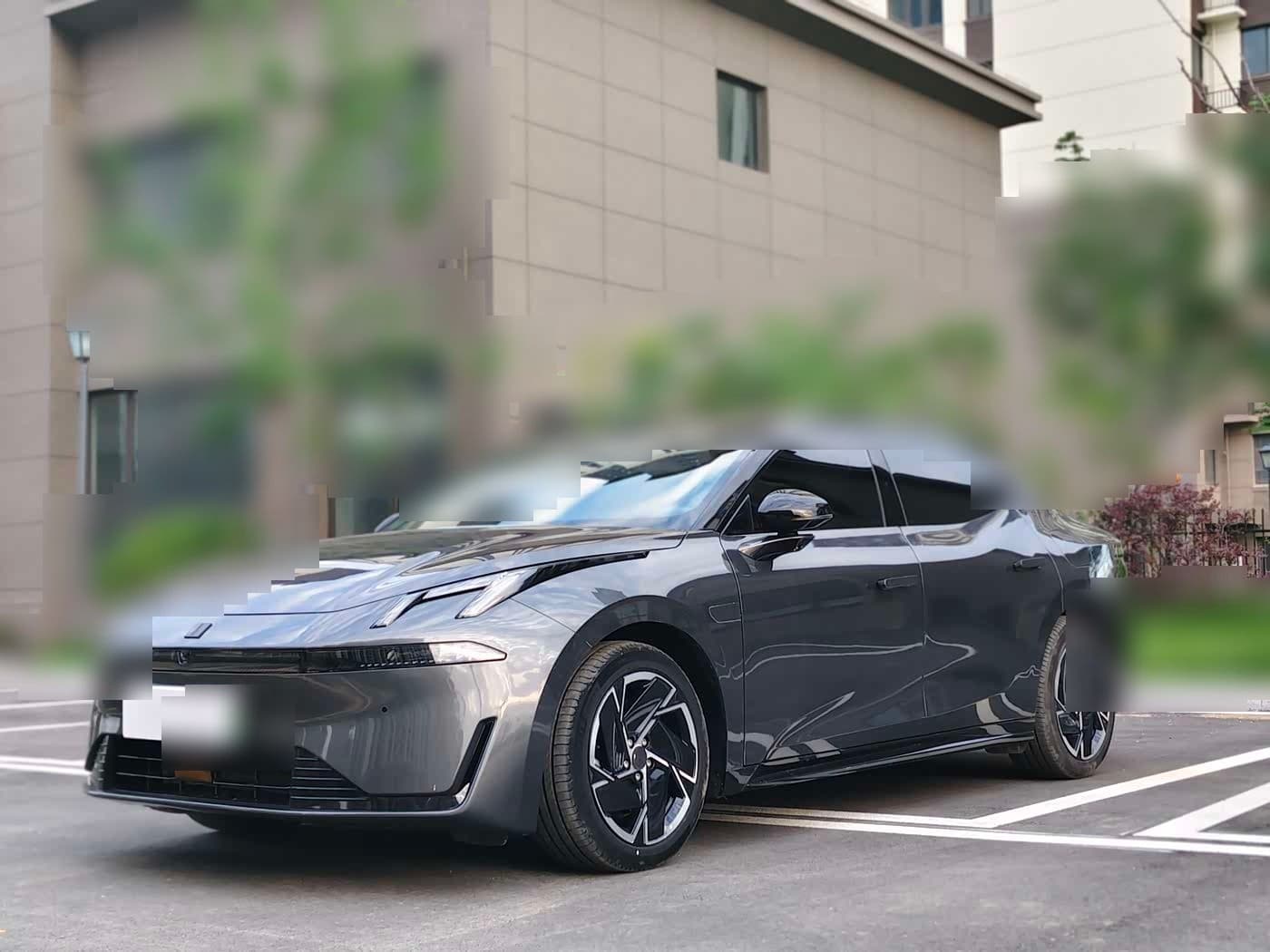 2024 Lynk & Co 07 EM-P front exterior