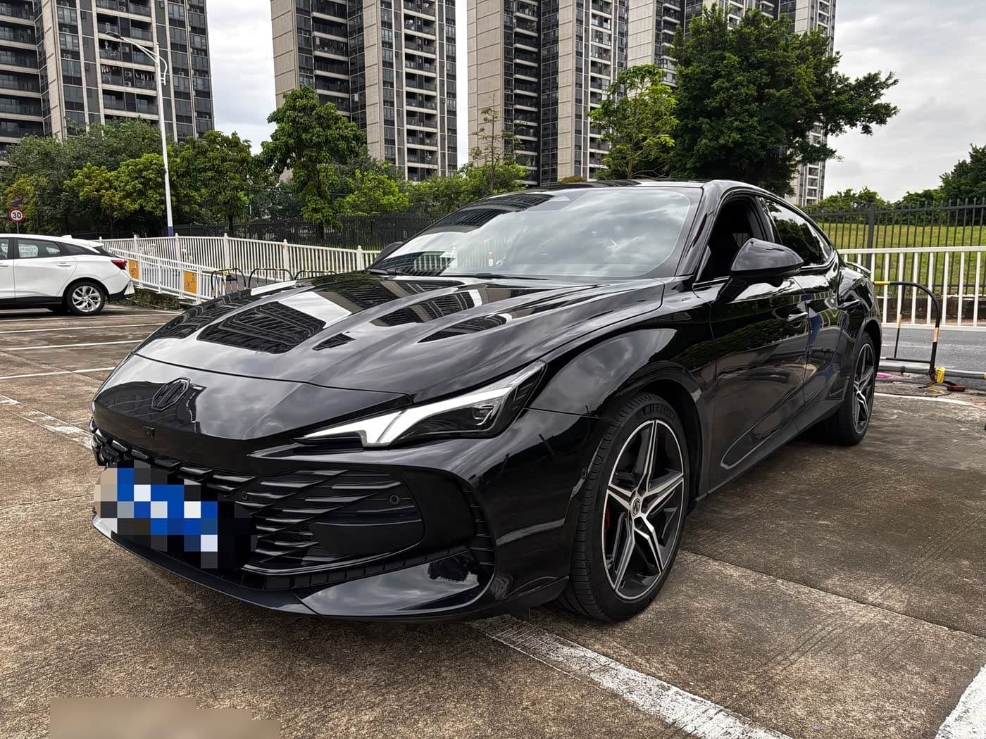 2024 MG MG7 front exterior
