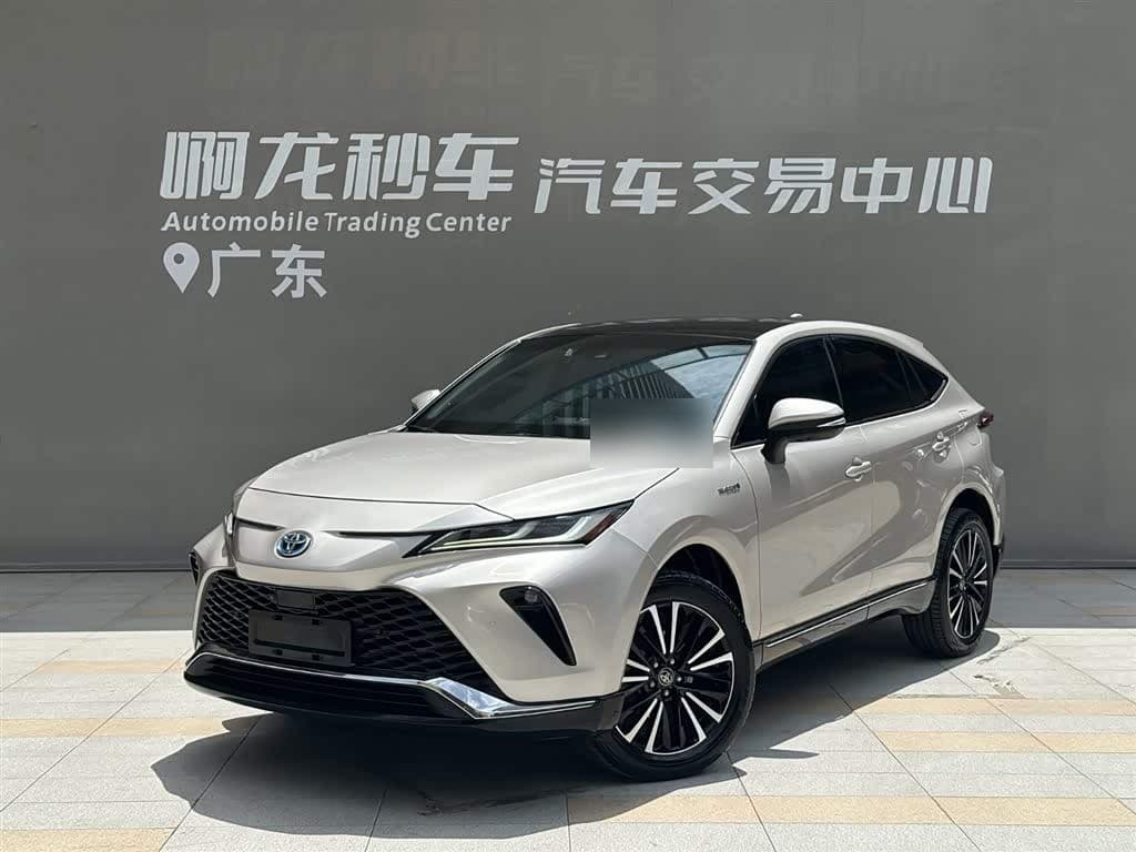 2022 Toyota Venza front exterior