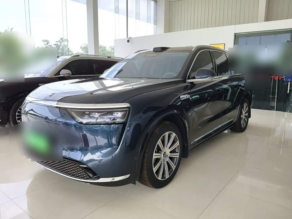 2025 AITO Wenjie AITO M8 front exterior