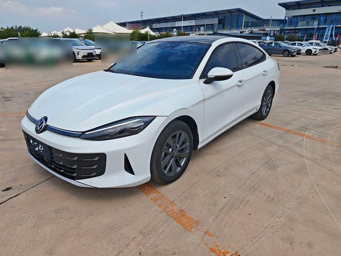 2025 Volkswagen Lamando