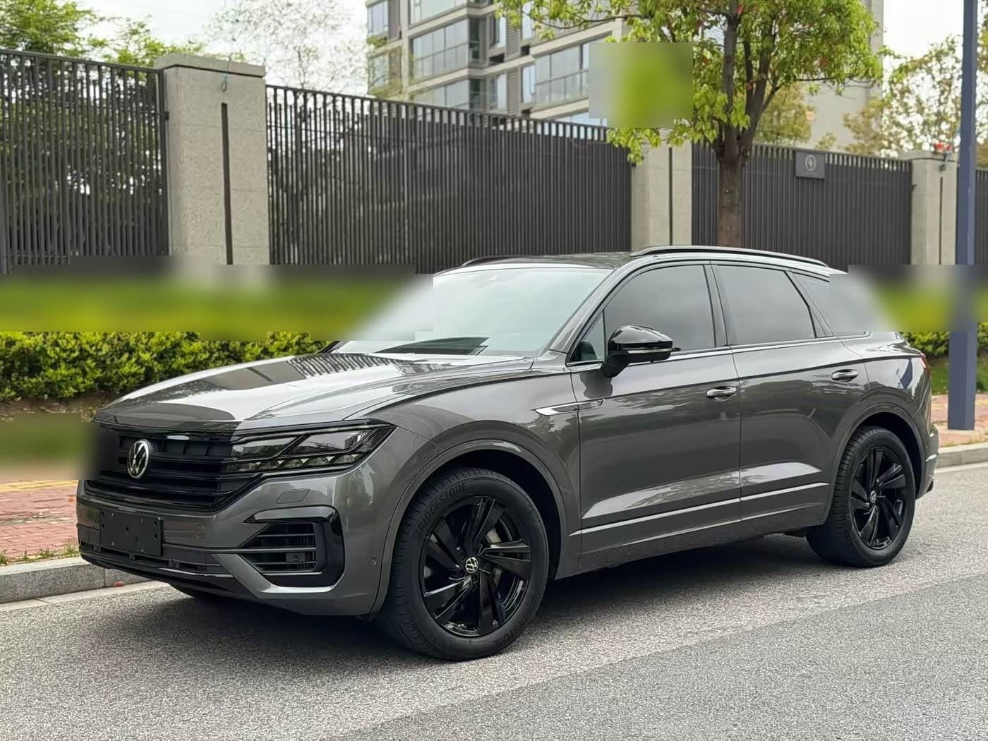 2023 Volkswagen Touareg