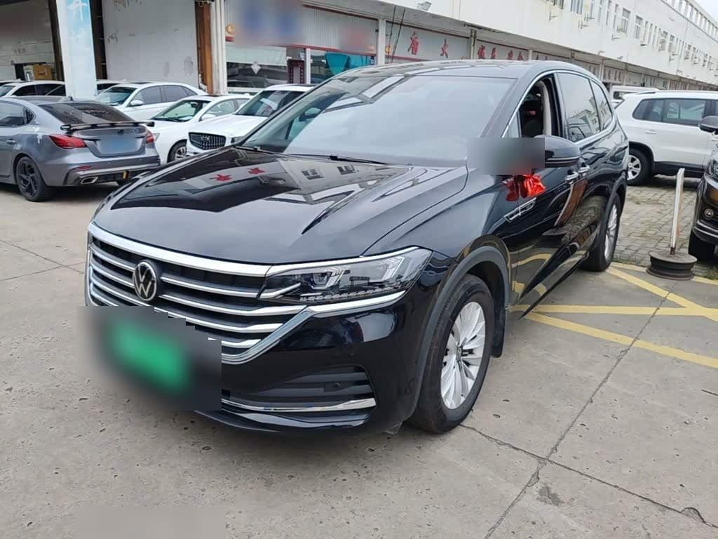 2025 Volkswagen Viloran front exterior