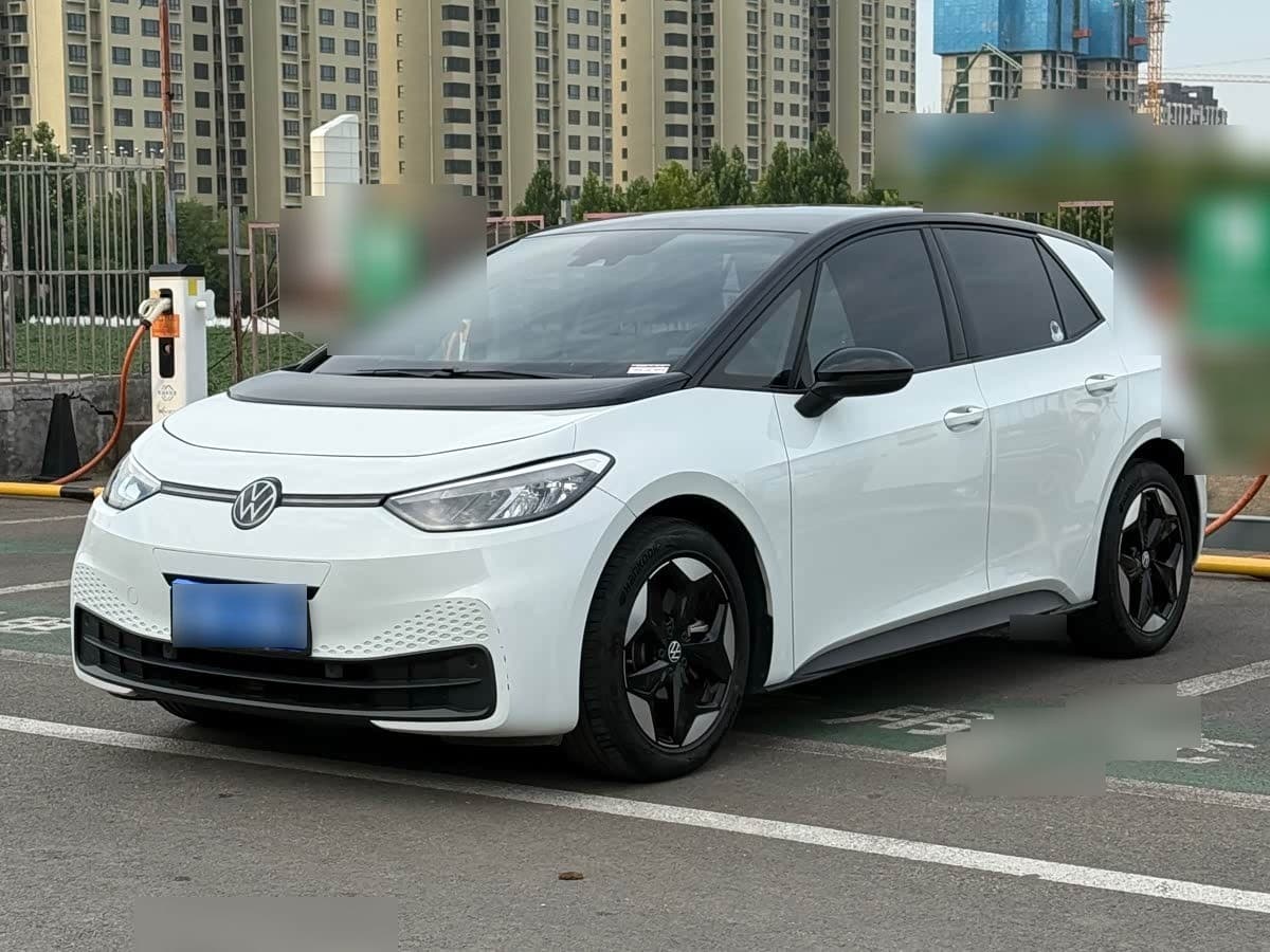 2024 Volkswagen ID.3 front exterior