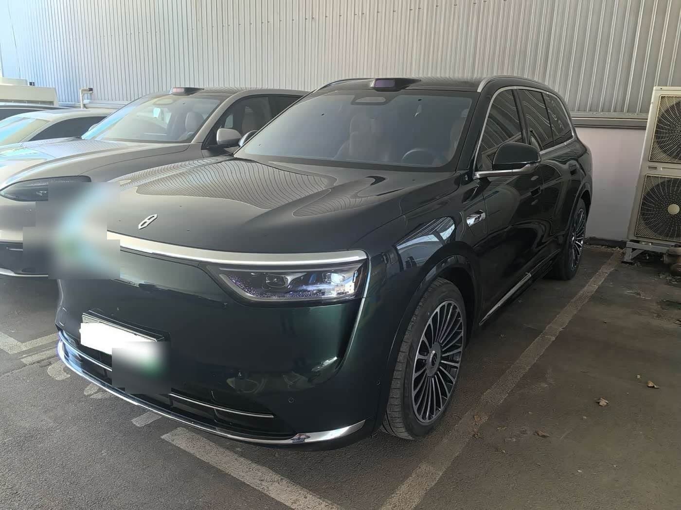 2025 AITO Wenjie AITO M8 front exterior