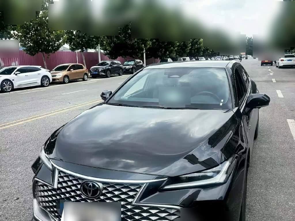 2024 Toyota Avalon front exterior