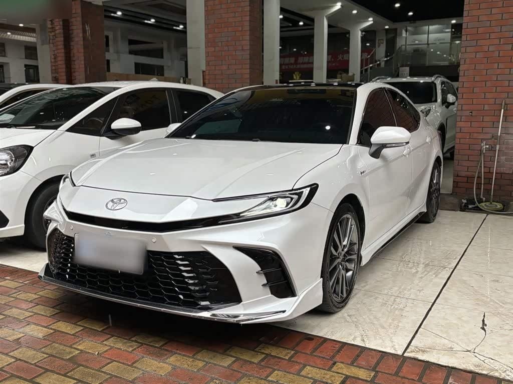 2024 Toyota Camry front exterior