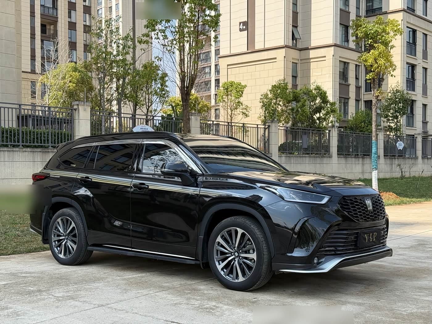 2025 Toyota Crown Kluger