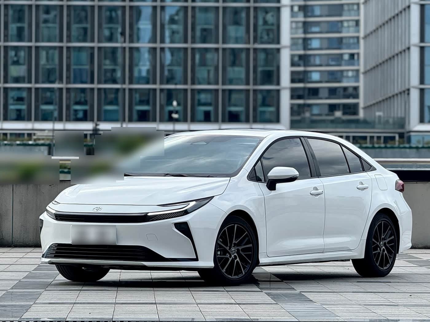 2025 Toyota Corolla front exterior