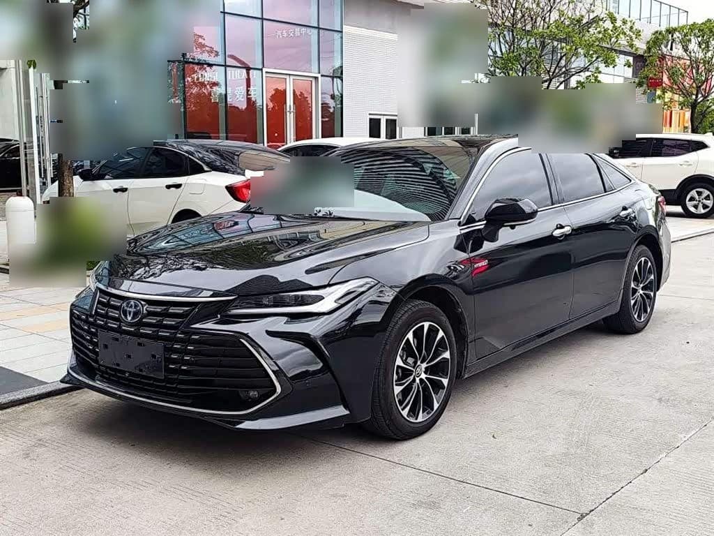 2023 Toyota Avalon front exterior