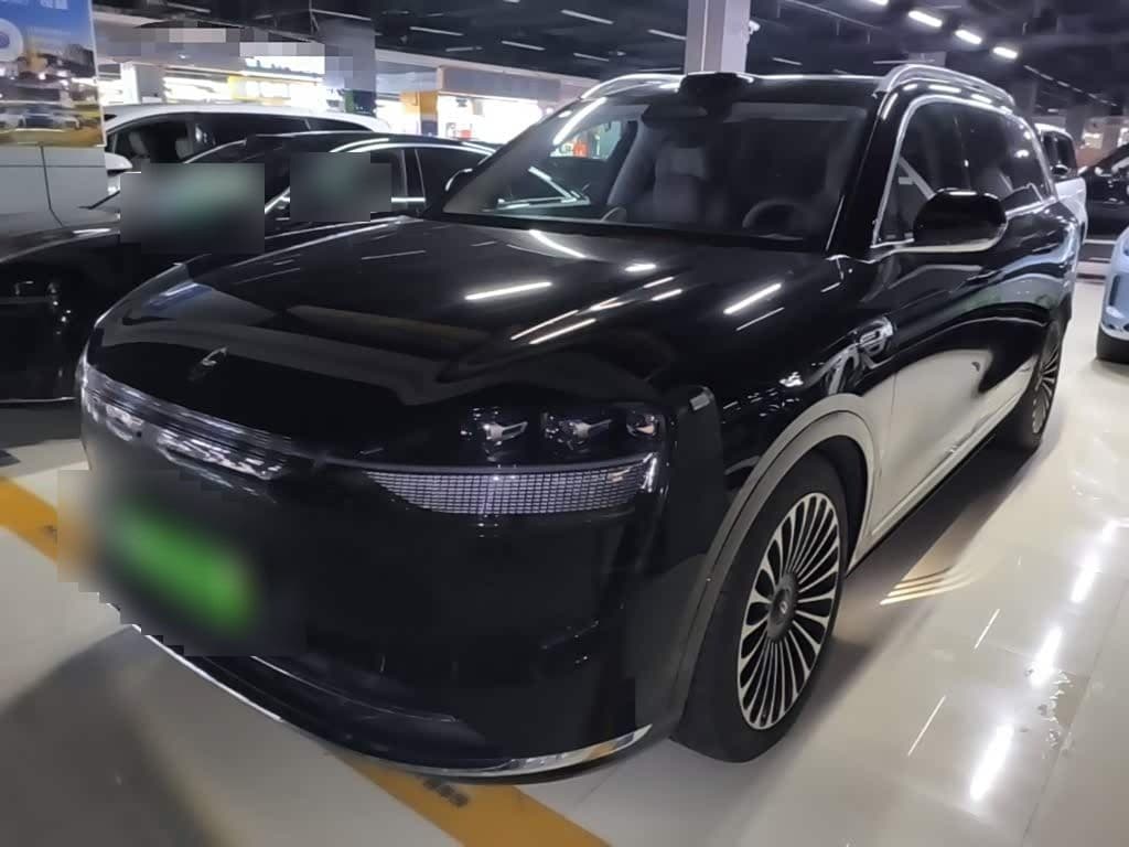 2025 AITO Wenjie AITO M9 front exterior