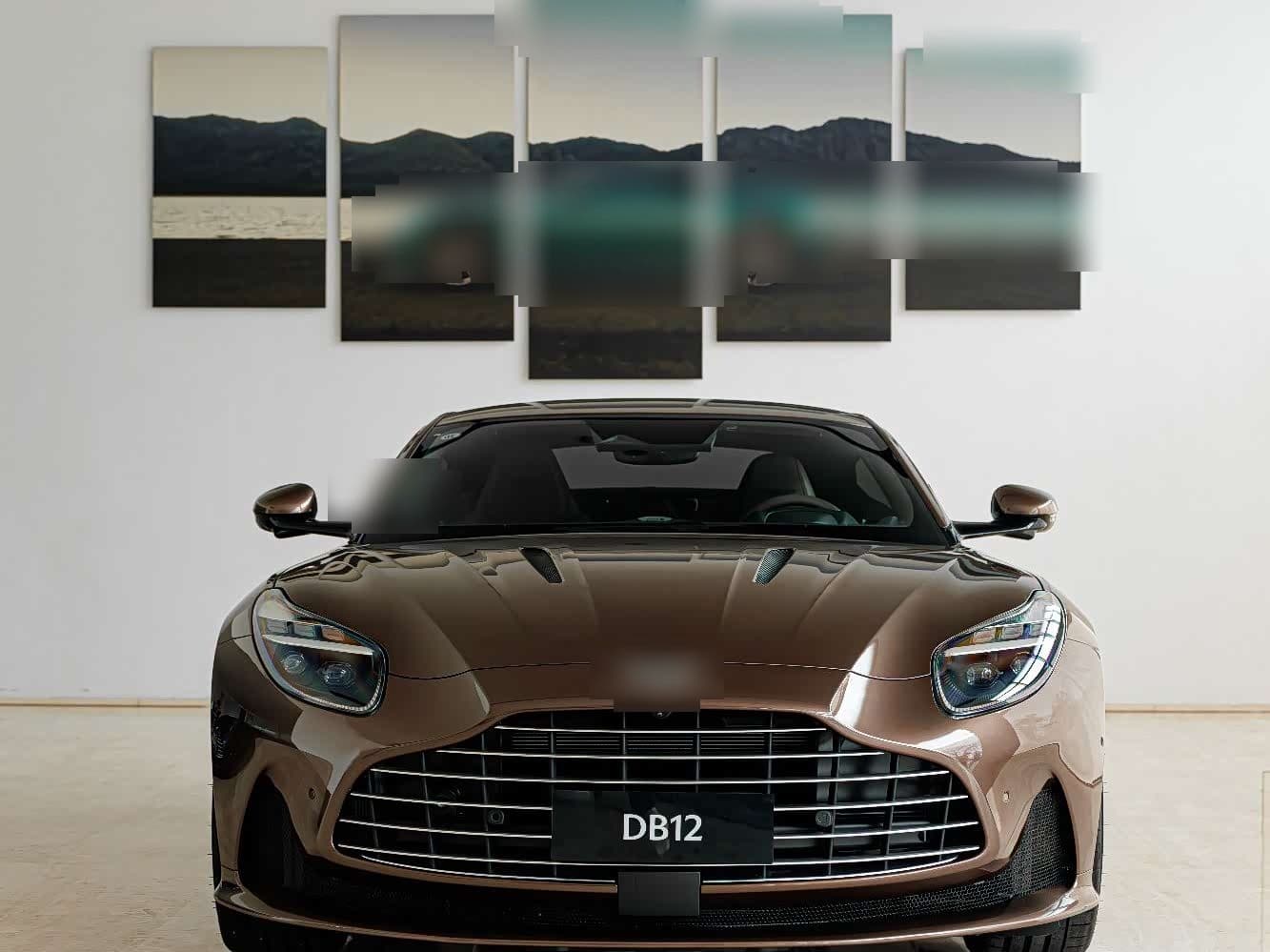 2024 Aston Martin DB12