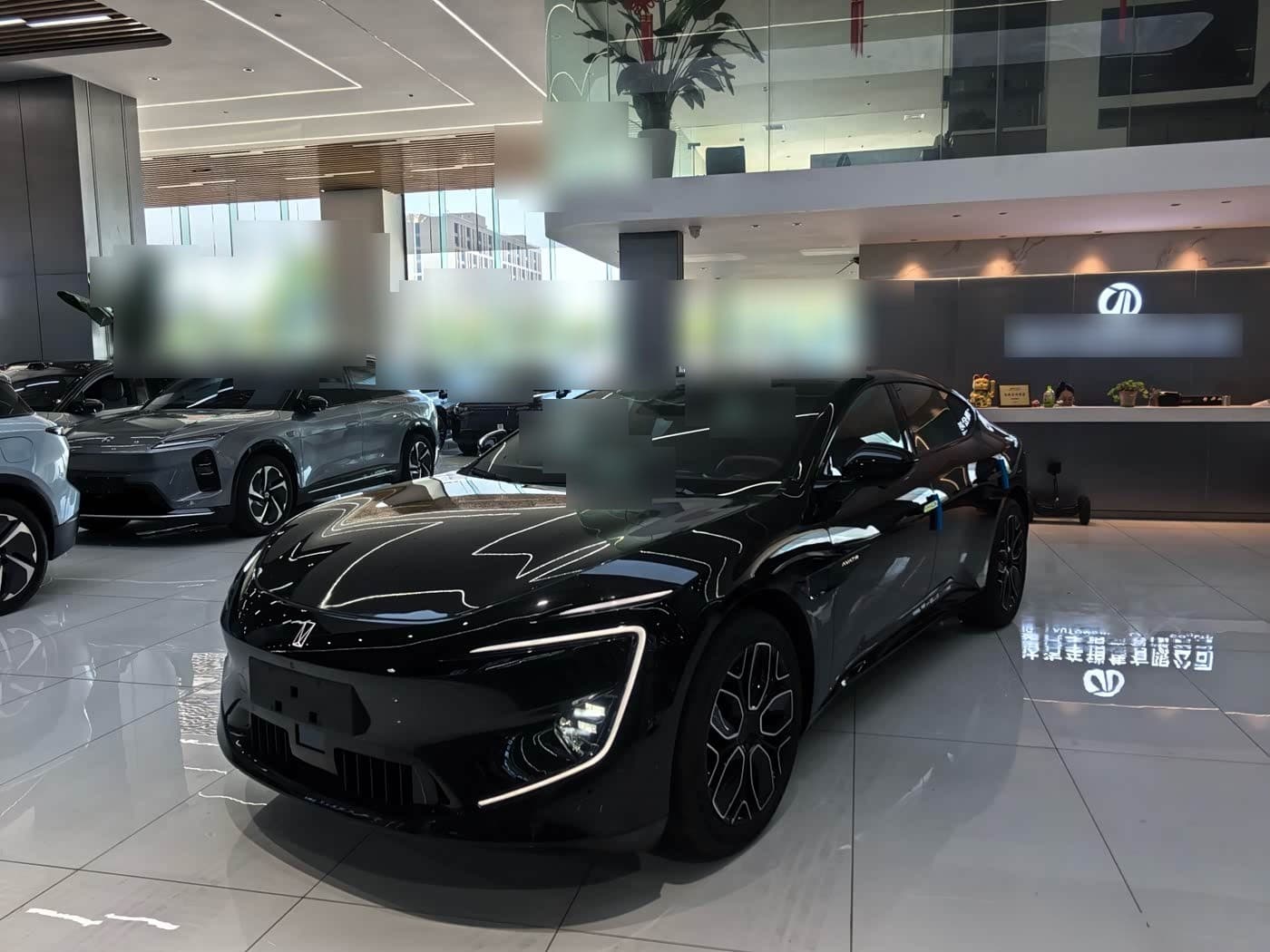 2025 Avatr 12 front exterior