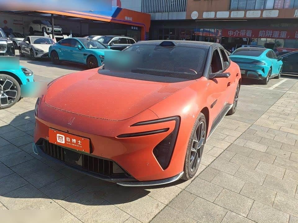 2025 Avatr 06 front exterior