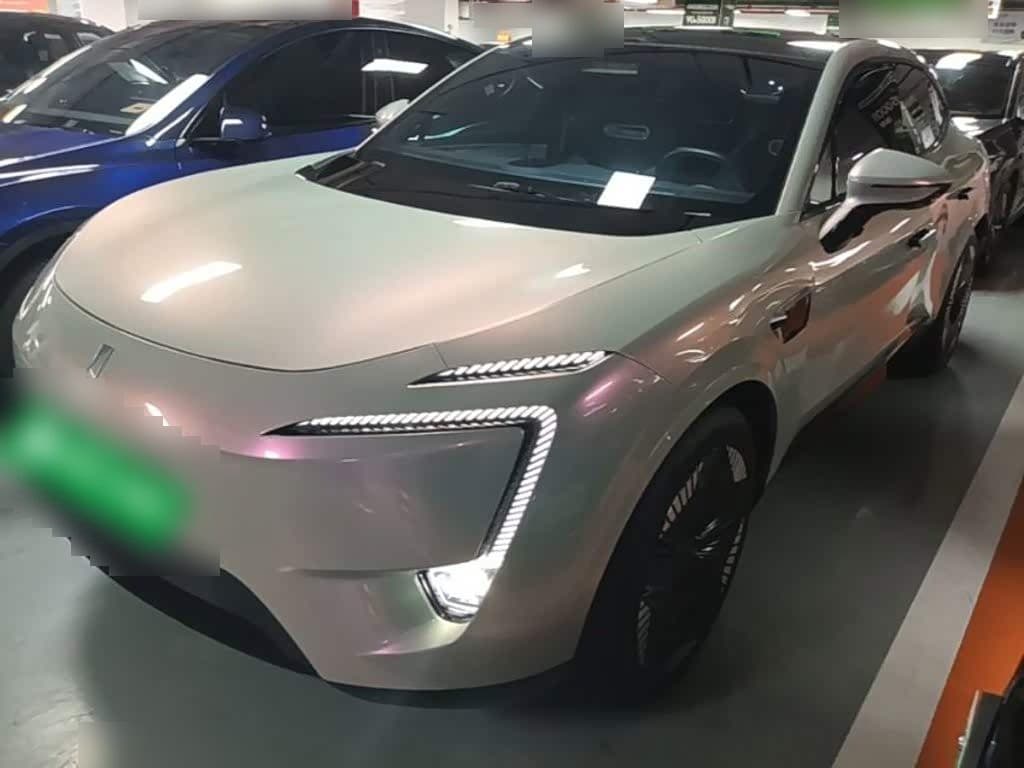 2023 Avatr 11 front exterior