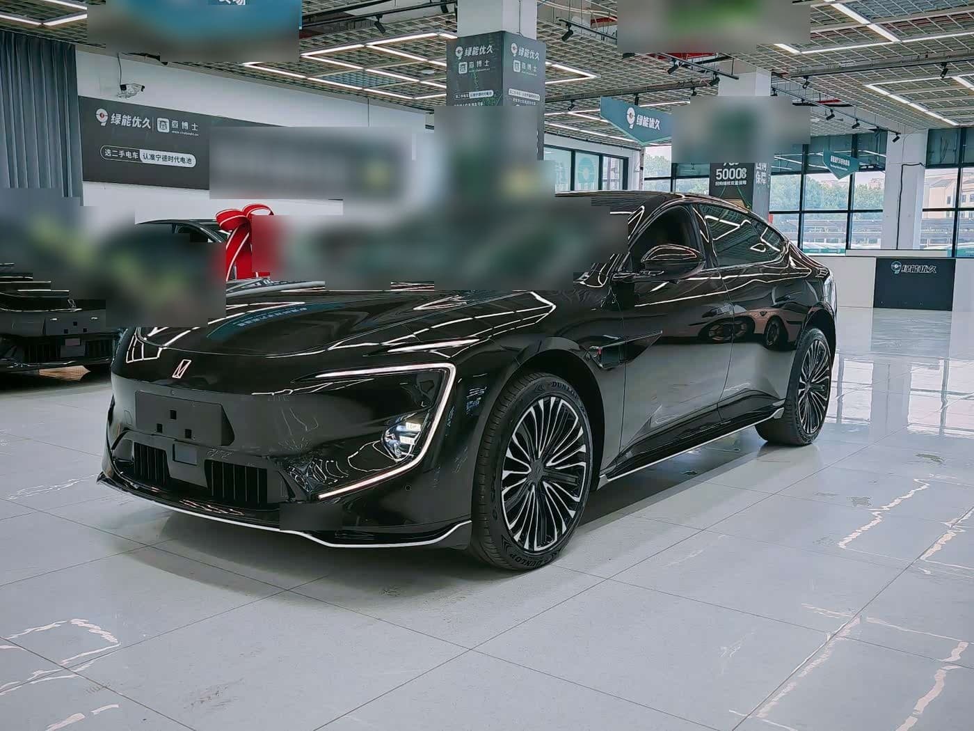 2025 Avatr 12 front exterior
