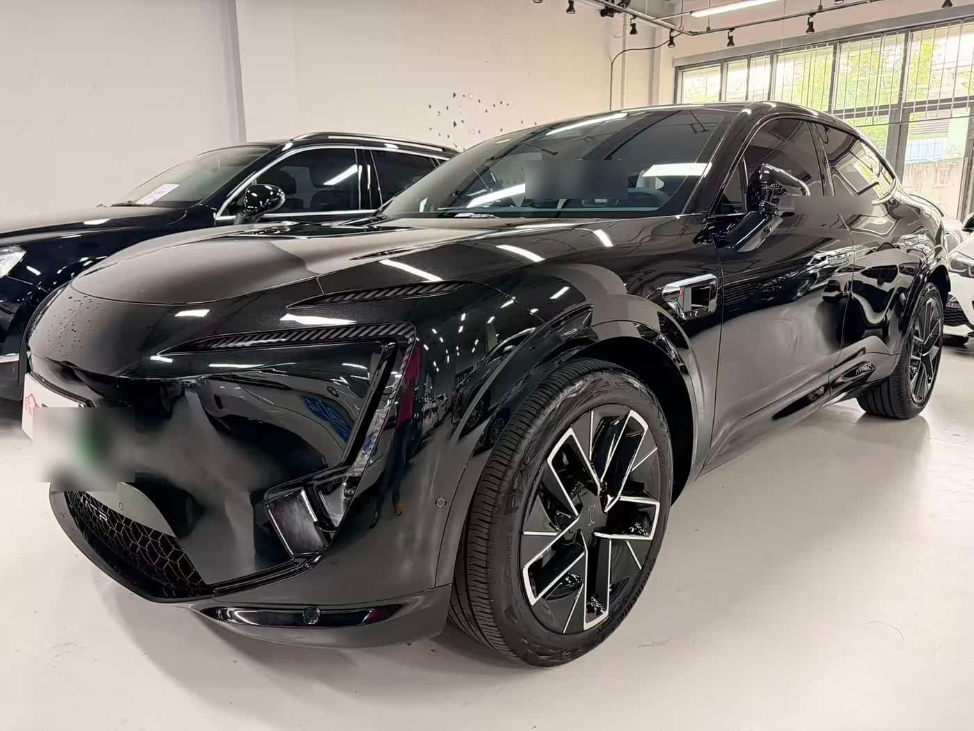 2025 Avatr 11 front exterior