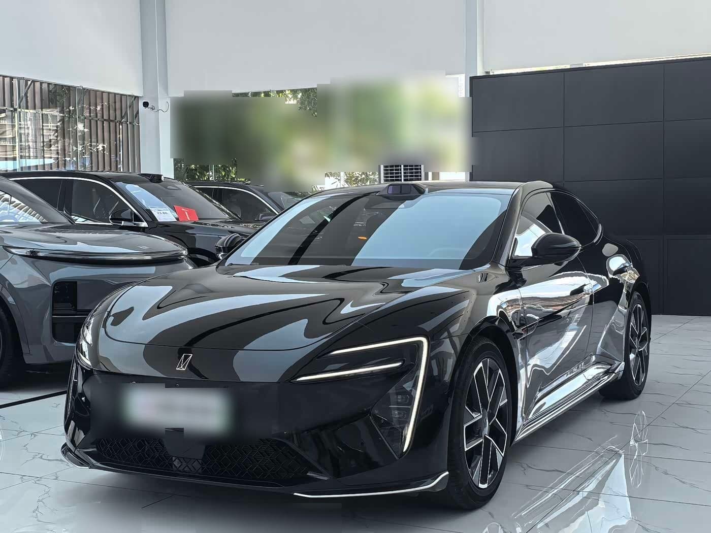 2025 Avatr 06 front exterior