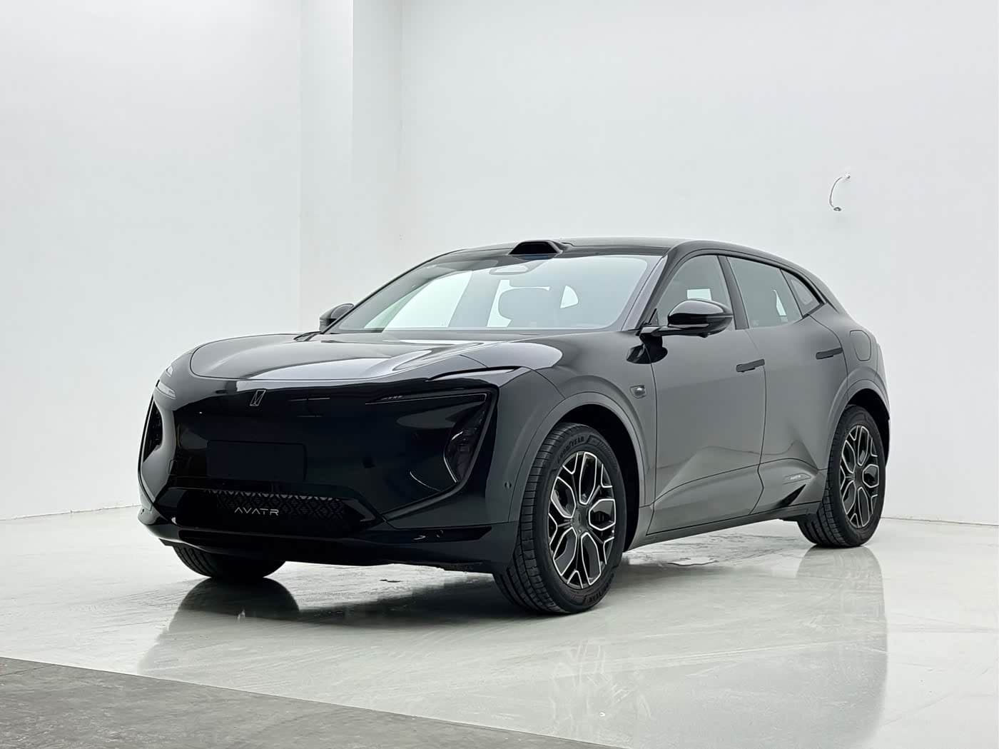 2025 Avatr 07 front exterior