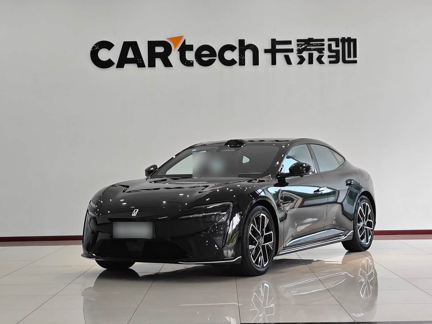2025 Avatr 06 front exterior