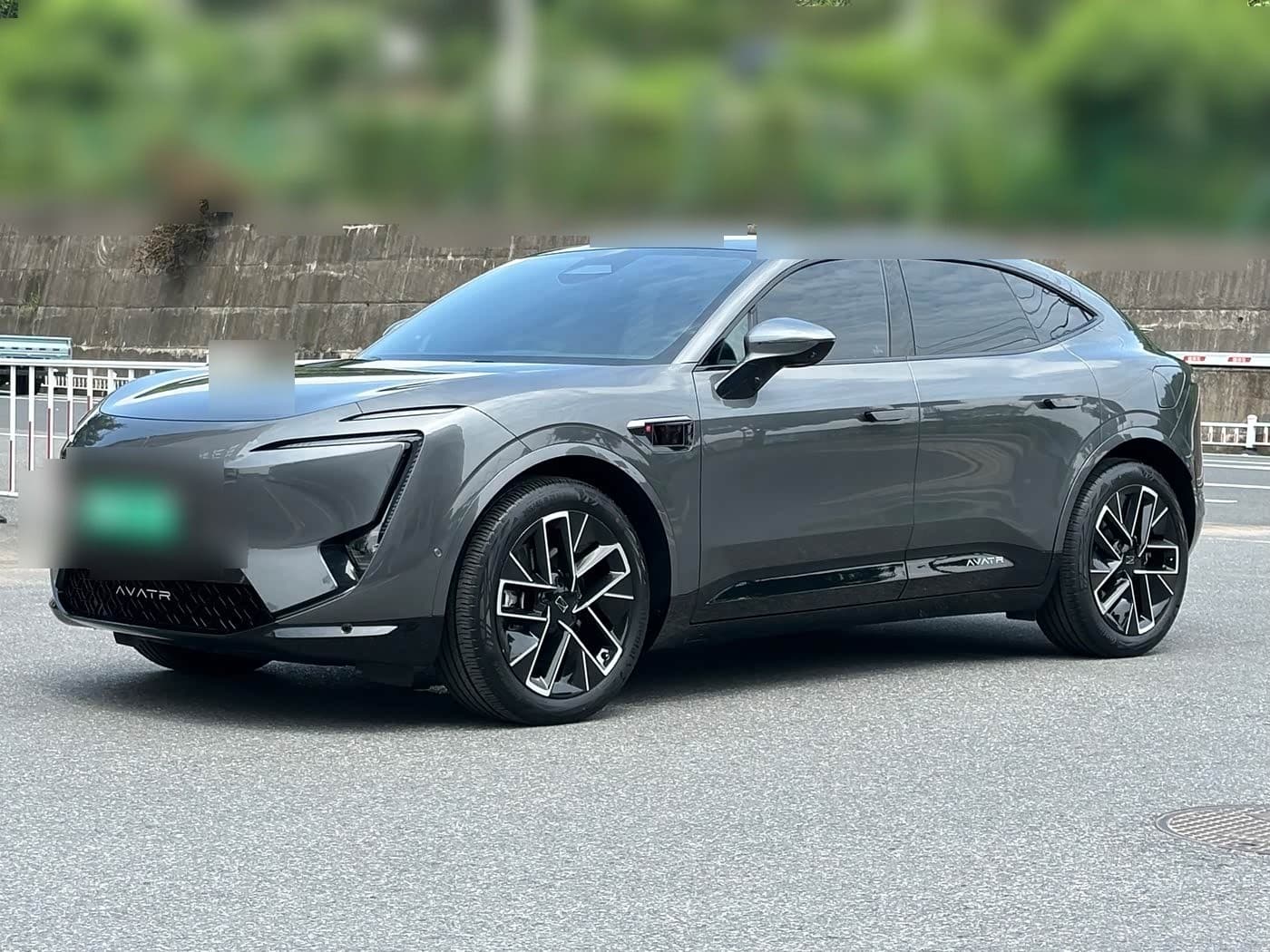 2024 Avatr 11 front exterior