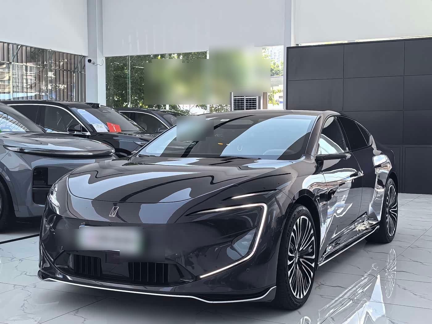 2023 Avatr 12 front exterior