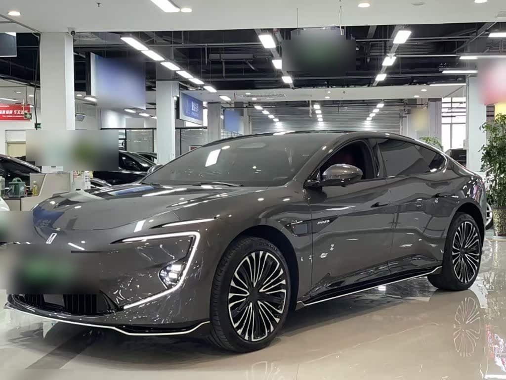 2025 Avatr 12 front exterior