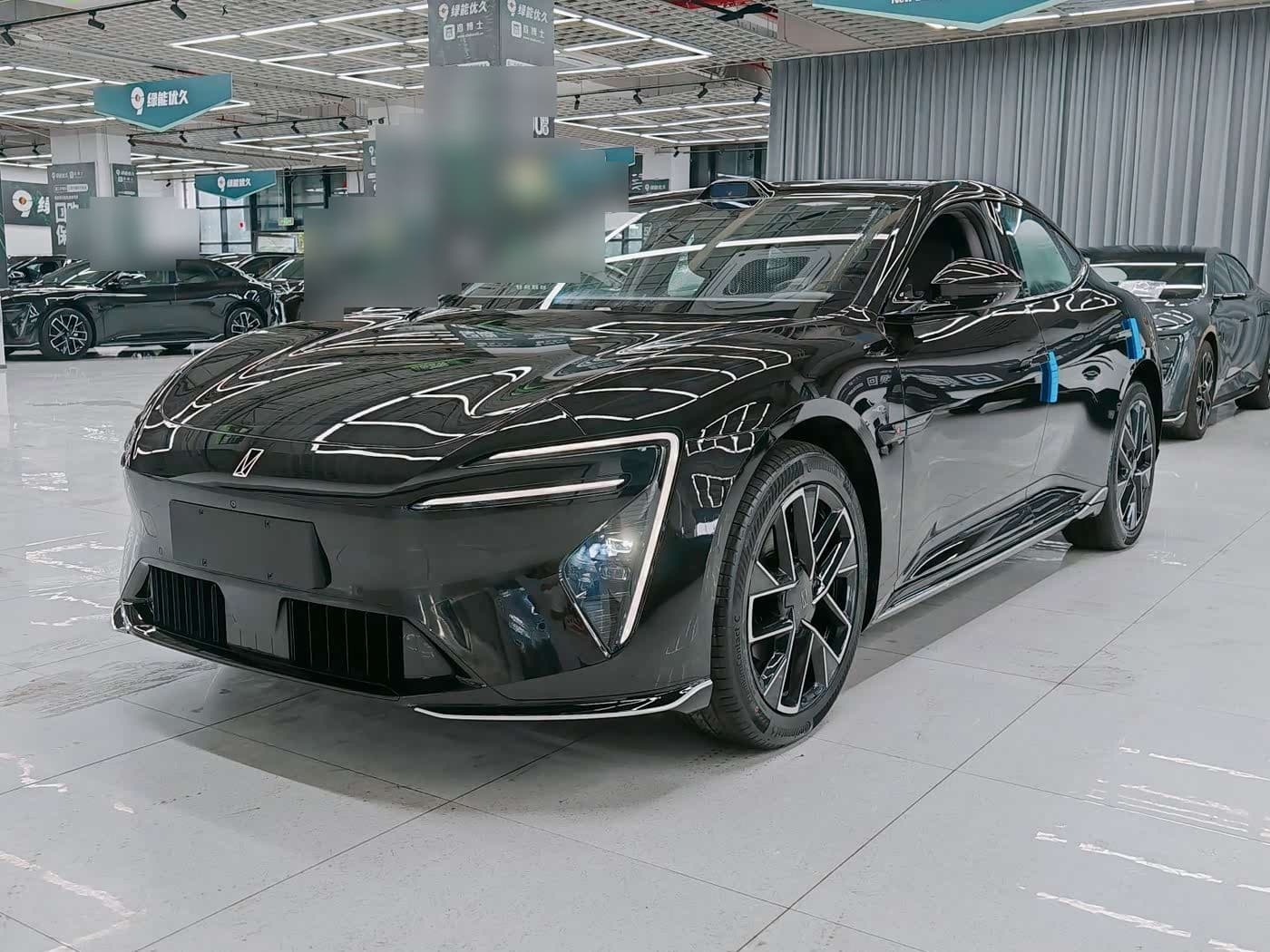 2025 Avatr 06 front exterior